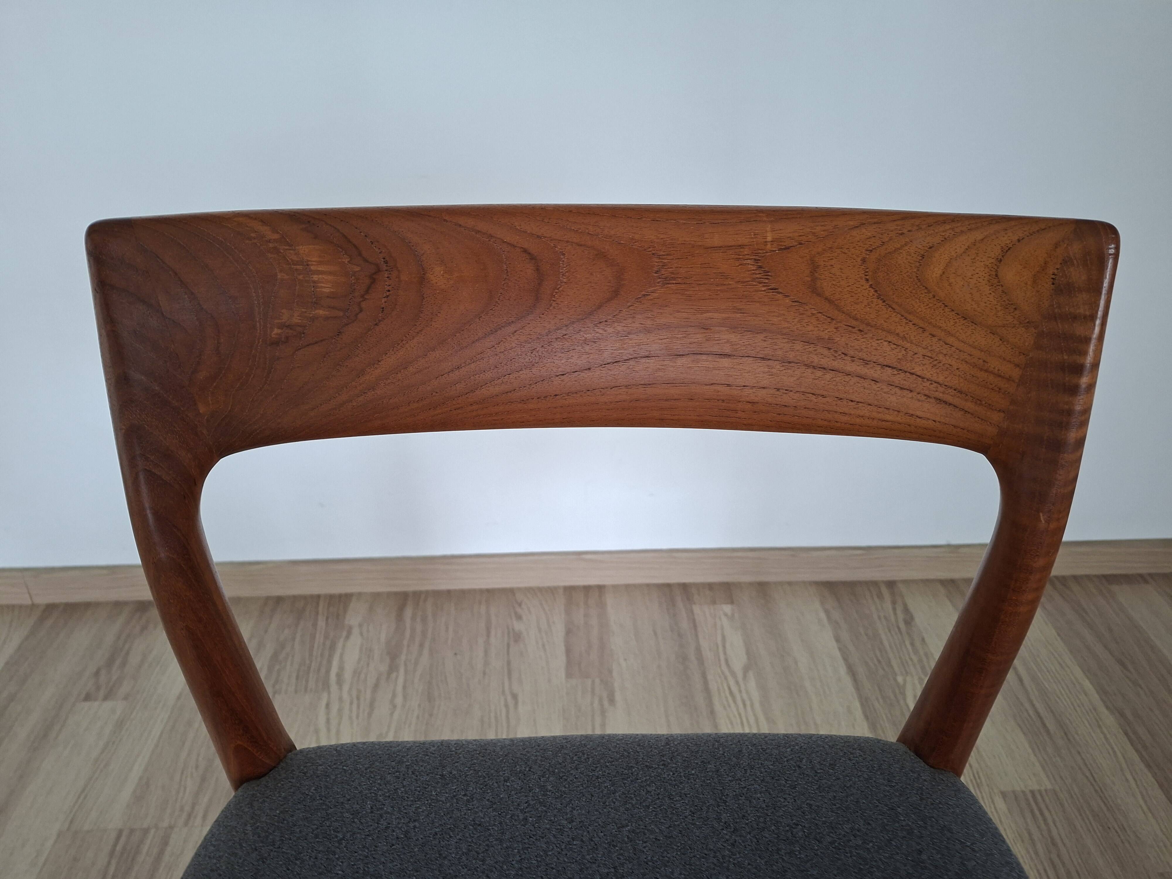 6 dining chairs by Niels Otto Moller. Model 77.