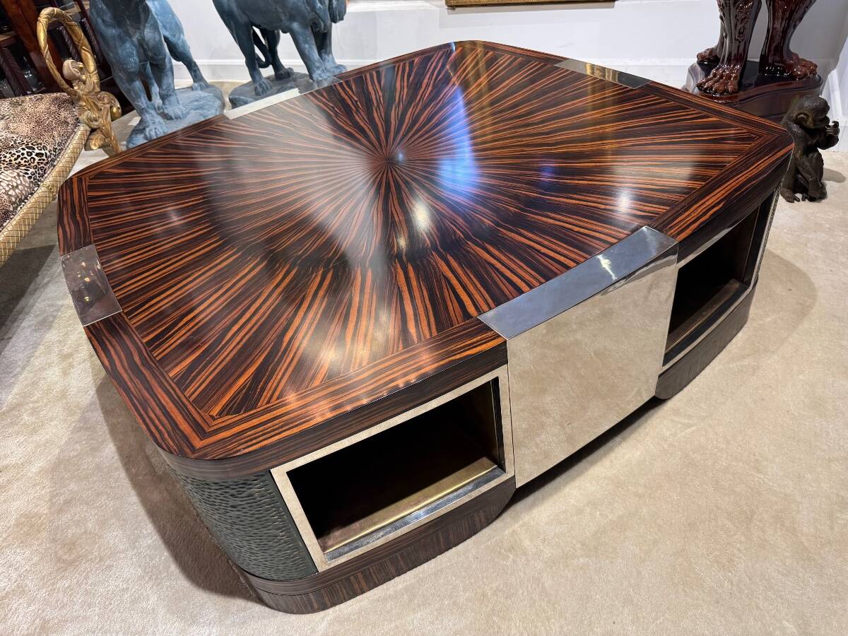 Table basse de style Art déco en ébène de Macassar, vers 1970