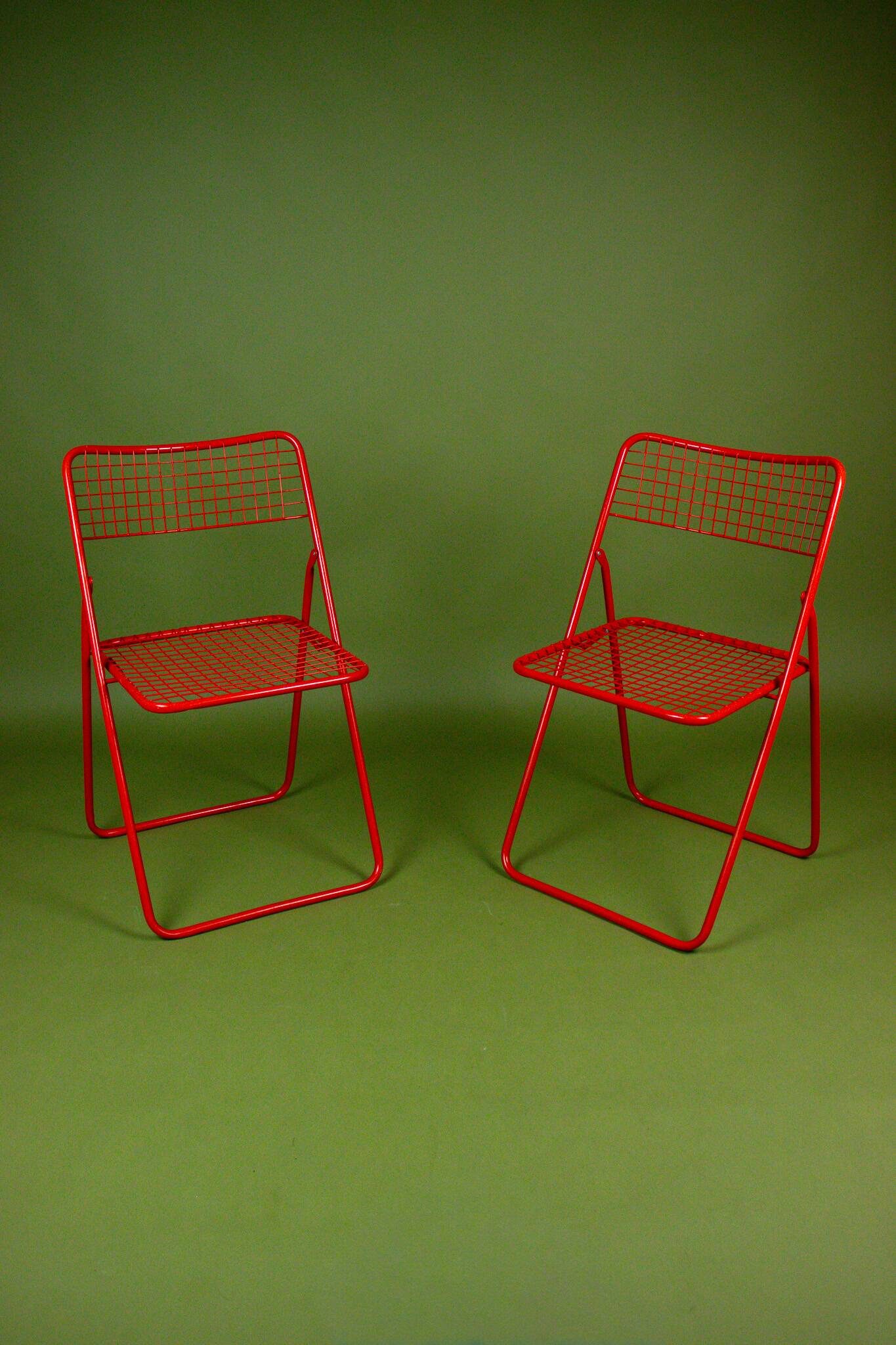 Red metal chair Ted Net Ikea vintage by Niels Gammelgaard