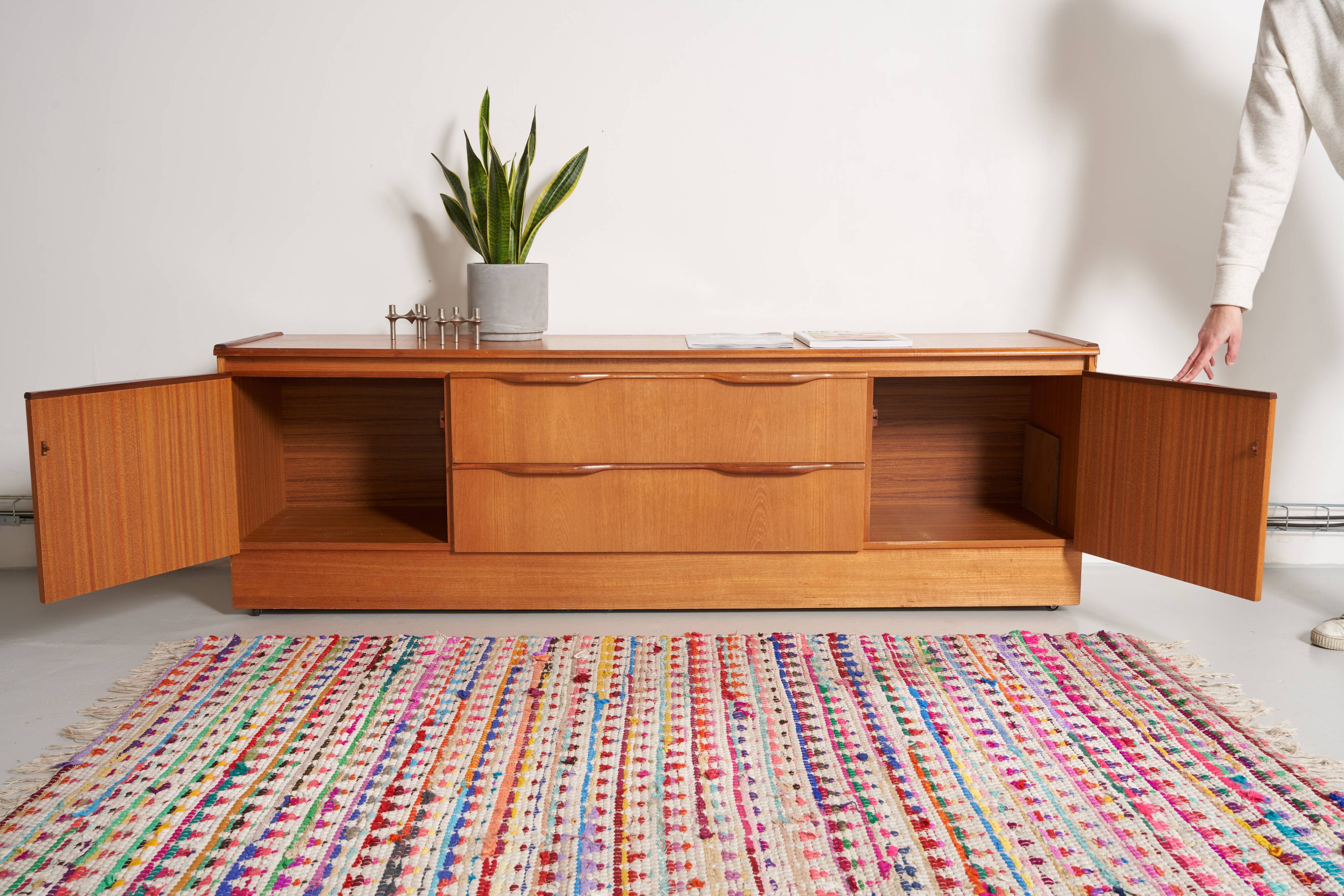 Low line or vintage tv furniture