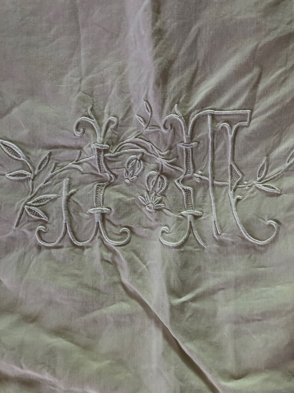 Linen sheet and unbleached cotton