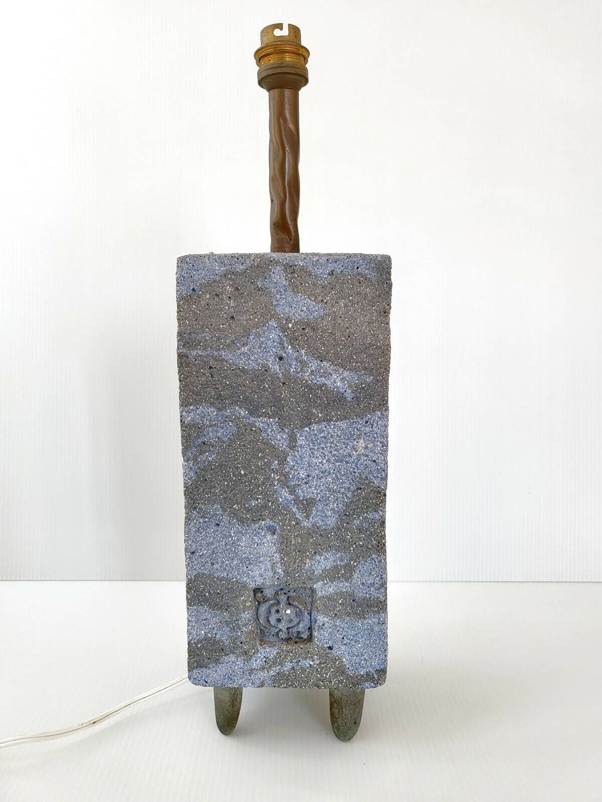 Vintage 1970s table lamp in cement & stones