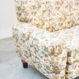 2-seater sofa, floral fabric, wooden structure, plastic and wooden legs, 1970