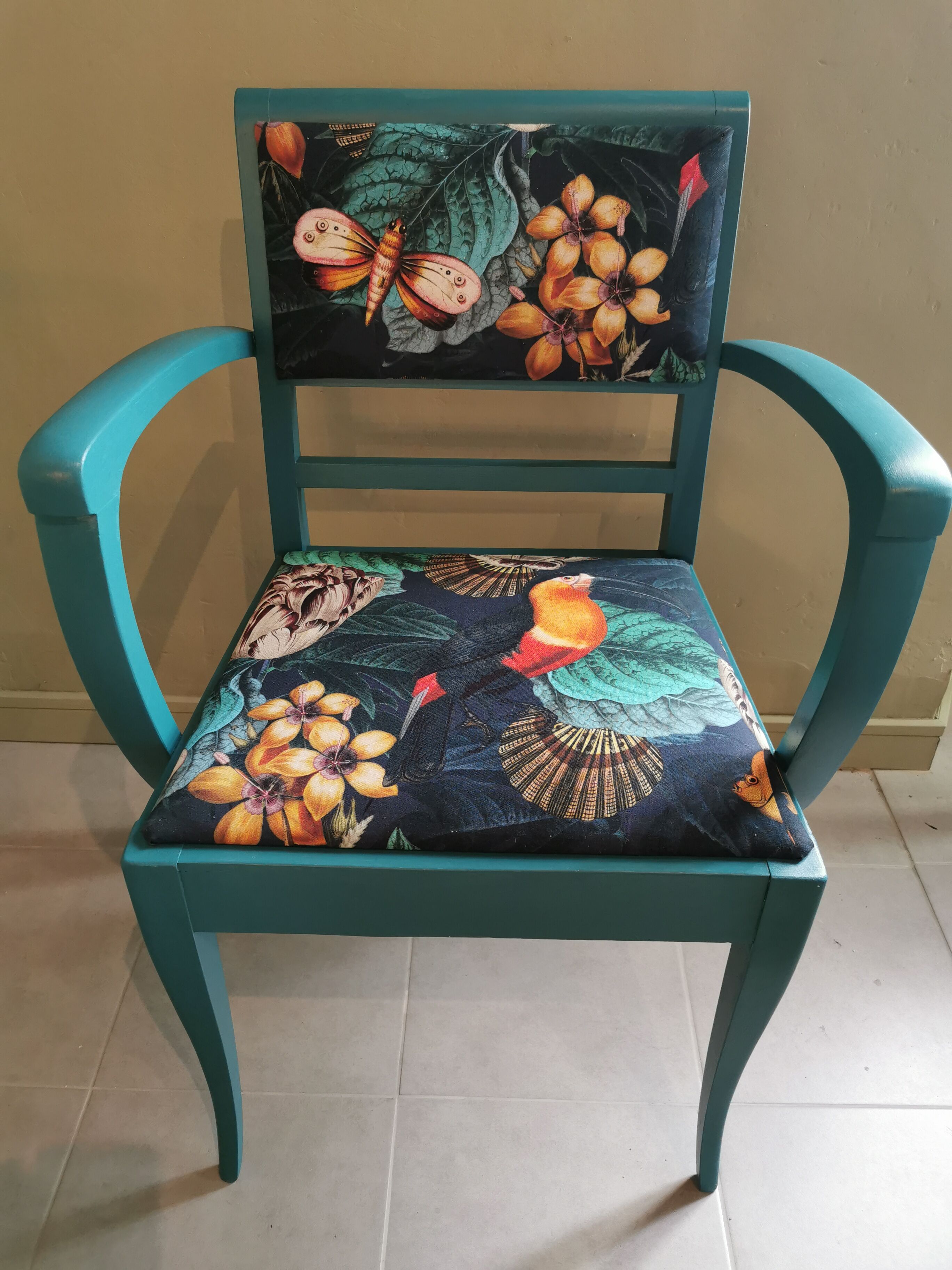 Pair of vintage armchairs refurbished