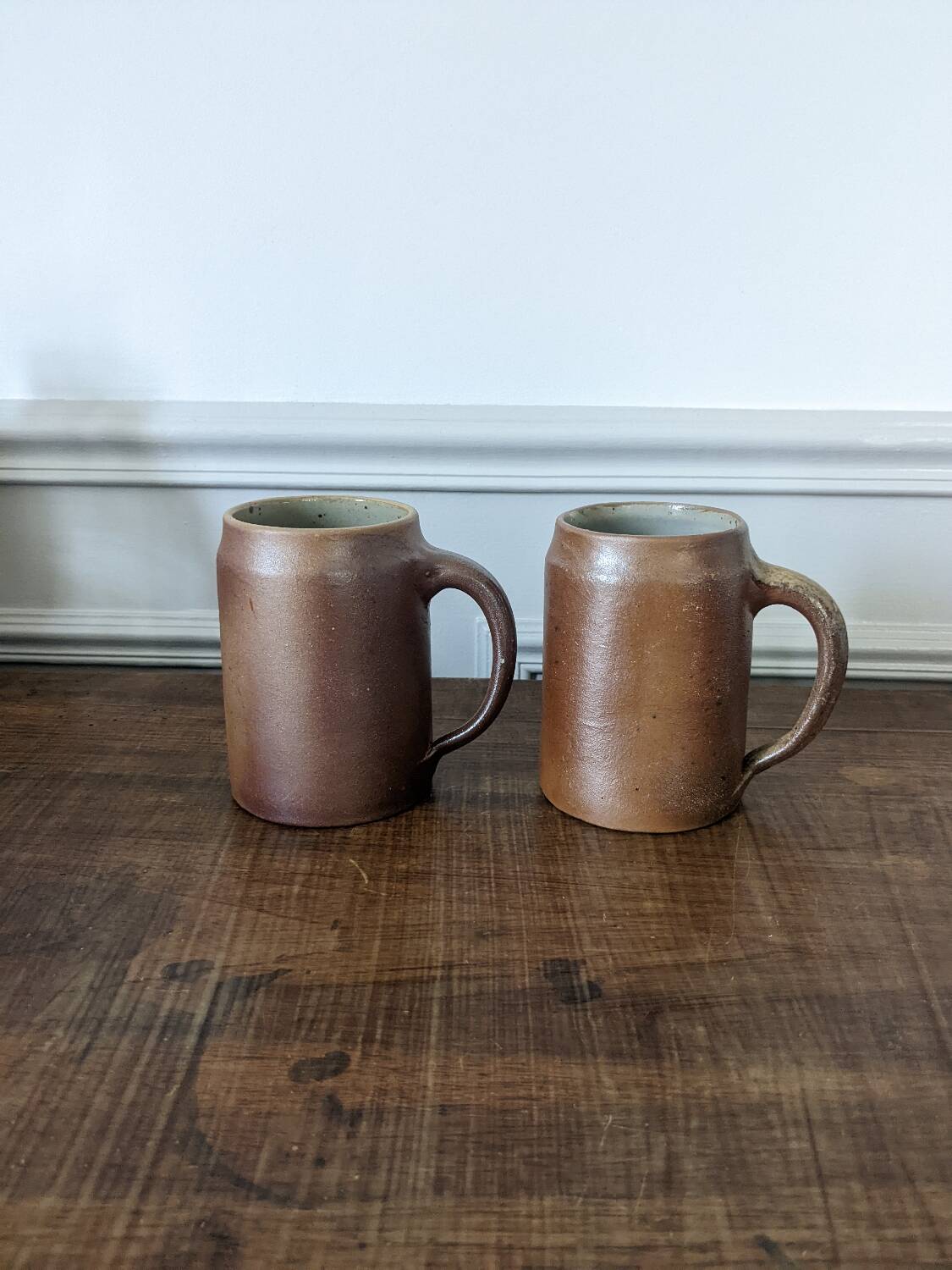 Pair of stoneware mugs