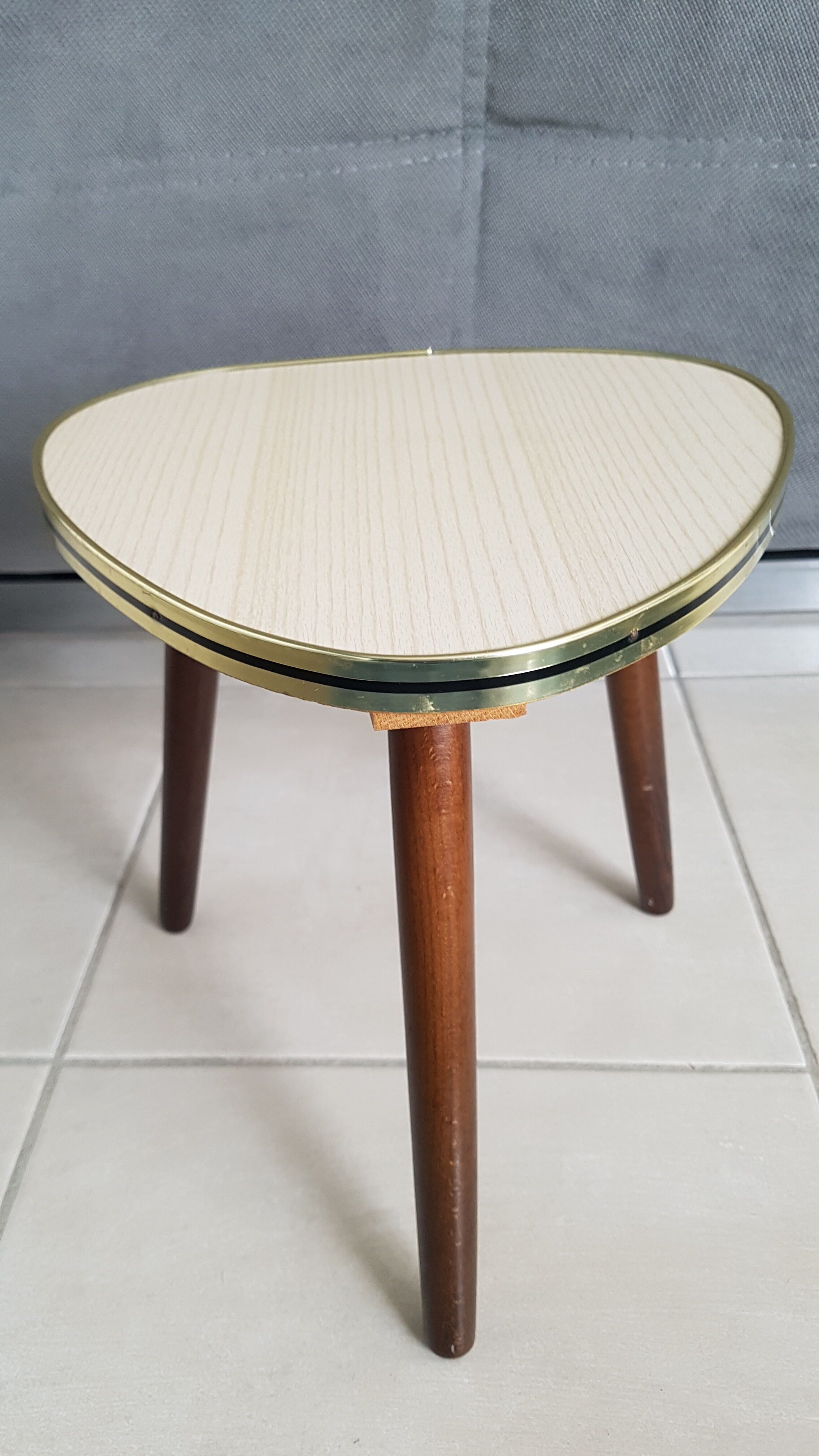 Set of 5 doors plants, pedestal tables, side tables