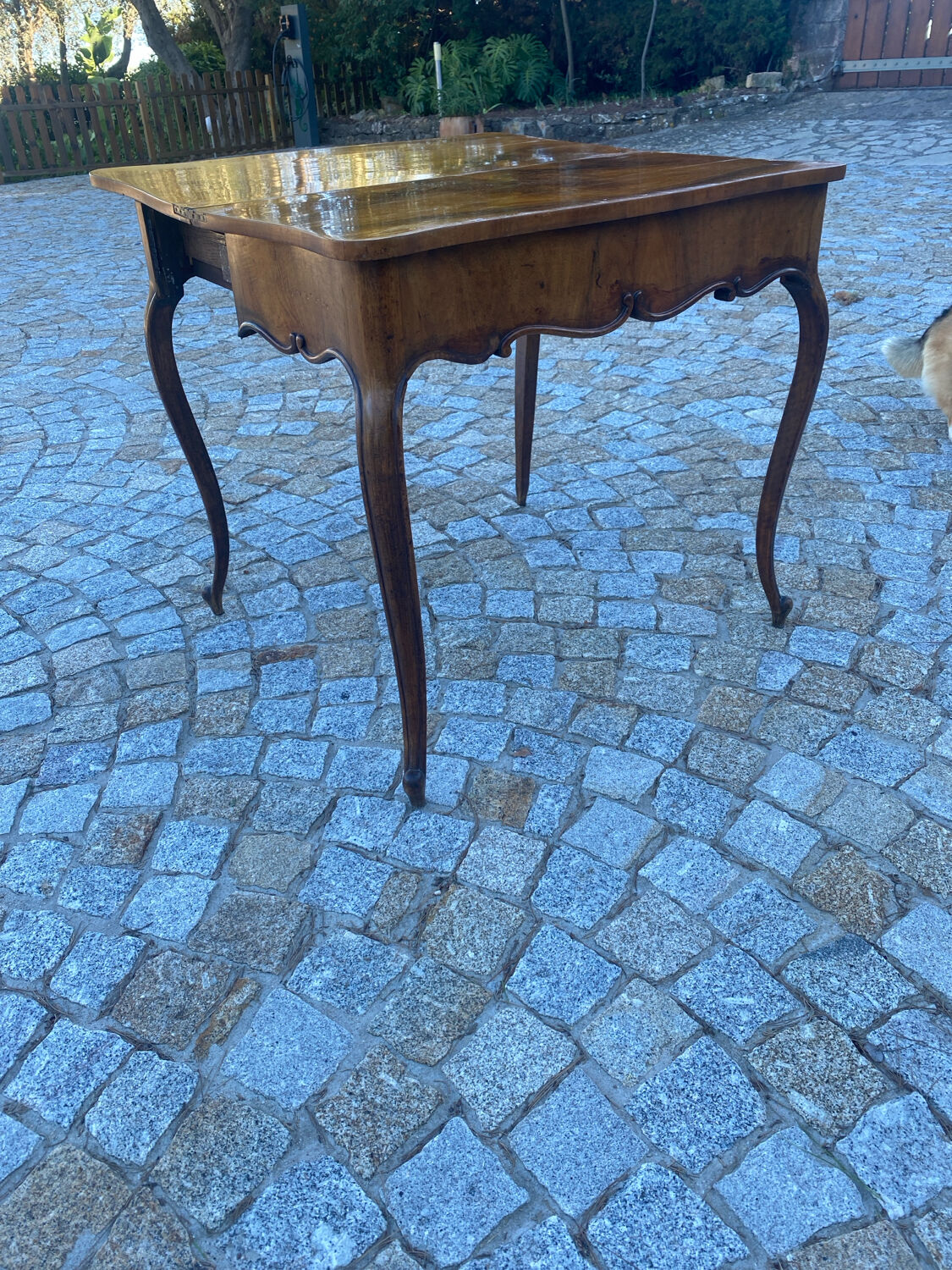 Petite table dépliante Louis XV