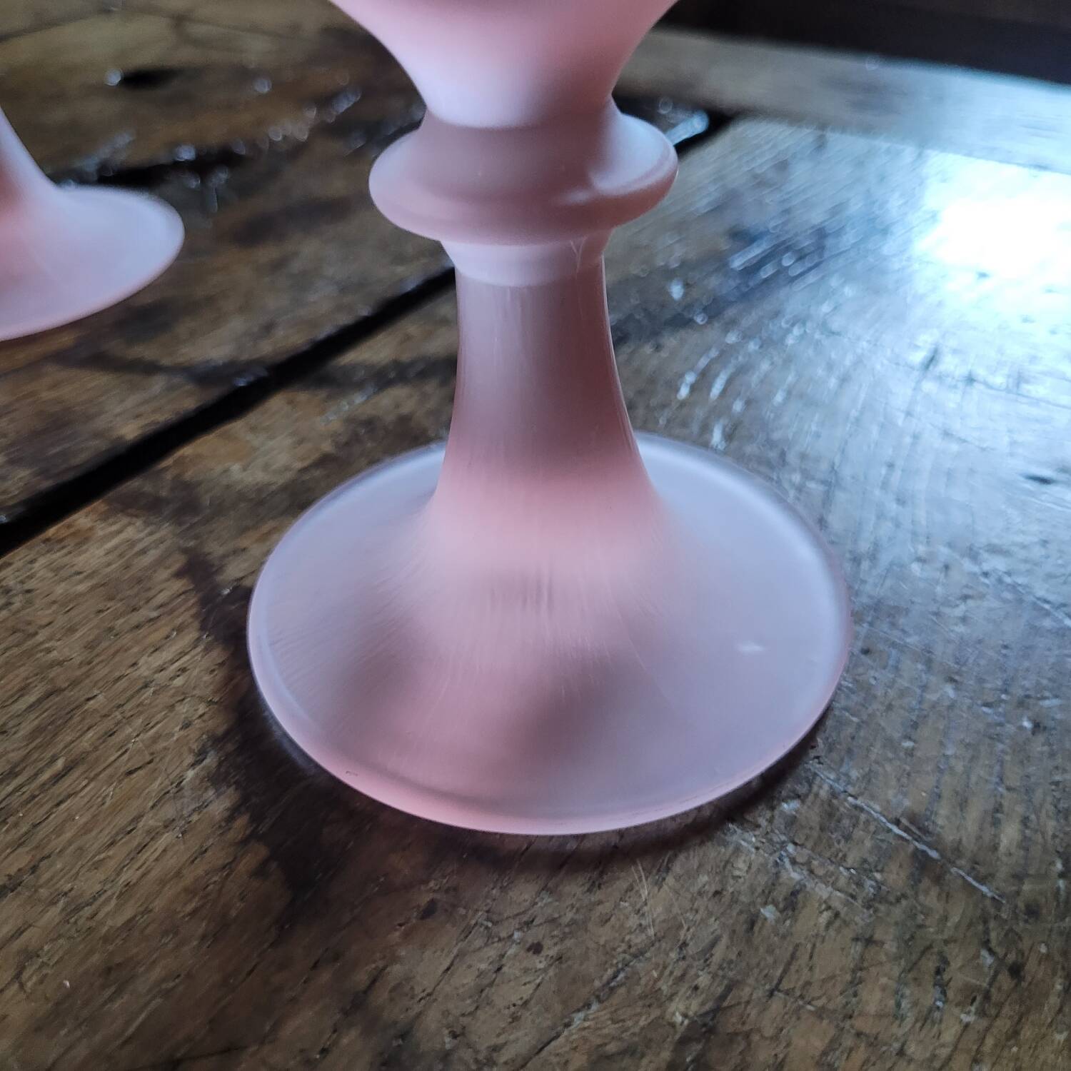 3 pink satin glass dessert bowls – 1950s