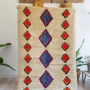 Handmade pure wool rug, size 160 x 240 cm