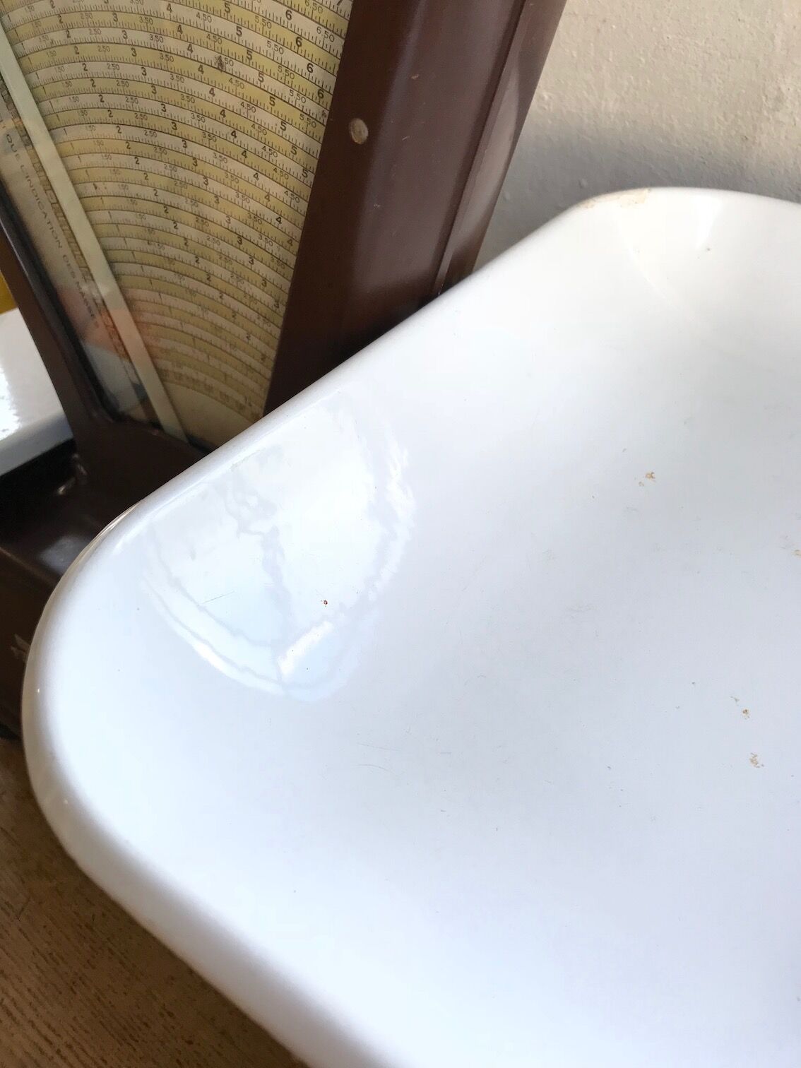 Testut scale in bakelite