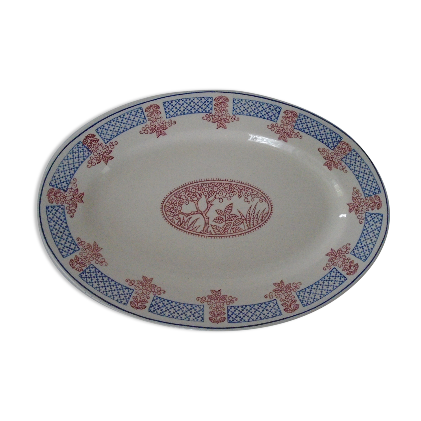 Dish Longwy décor Fécamp blue and red old earthenware