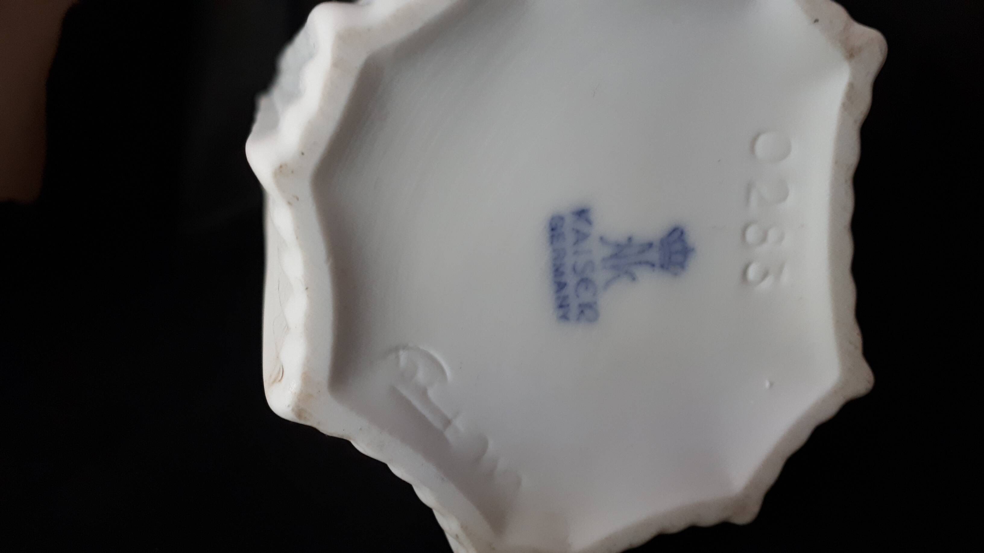 Porcelain vase Keiser design Manfred Frey 1970s,