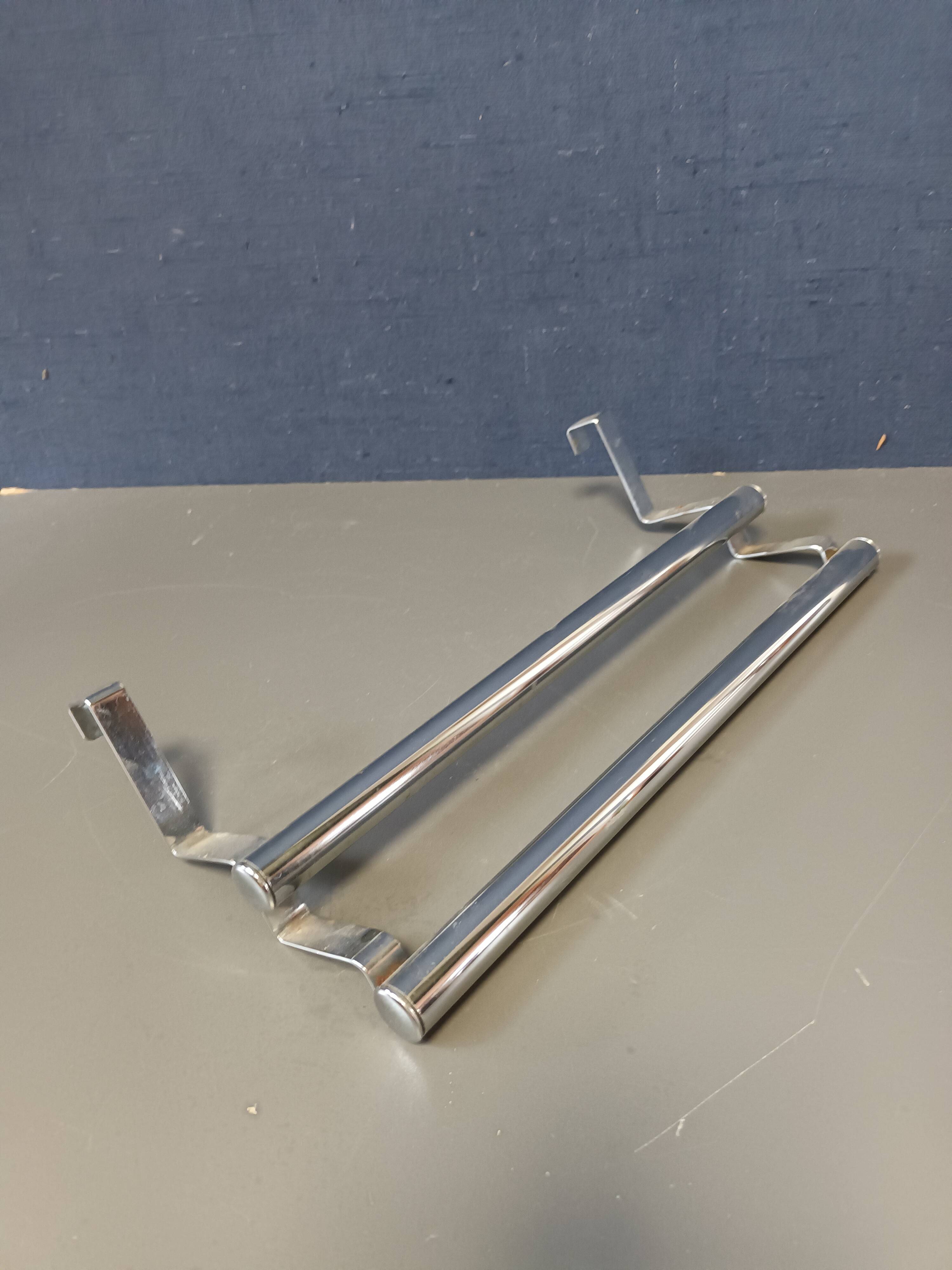 Chrome metal towel rack