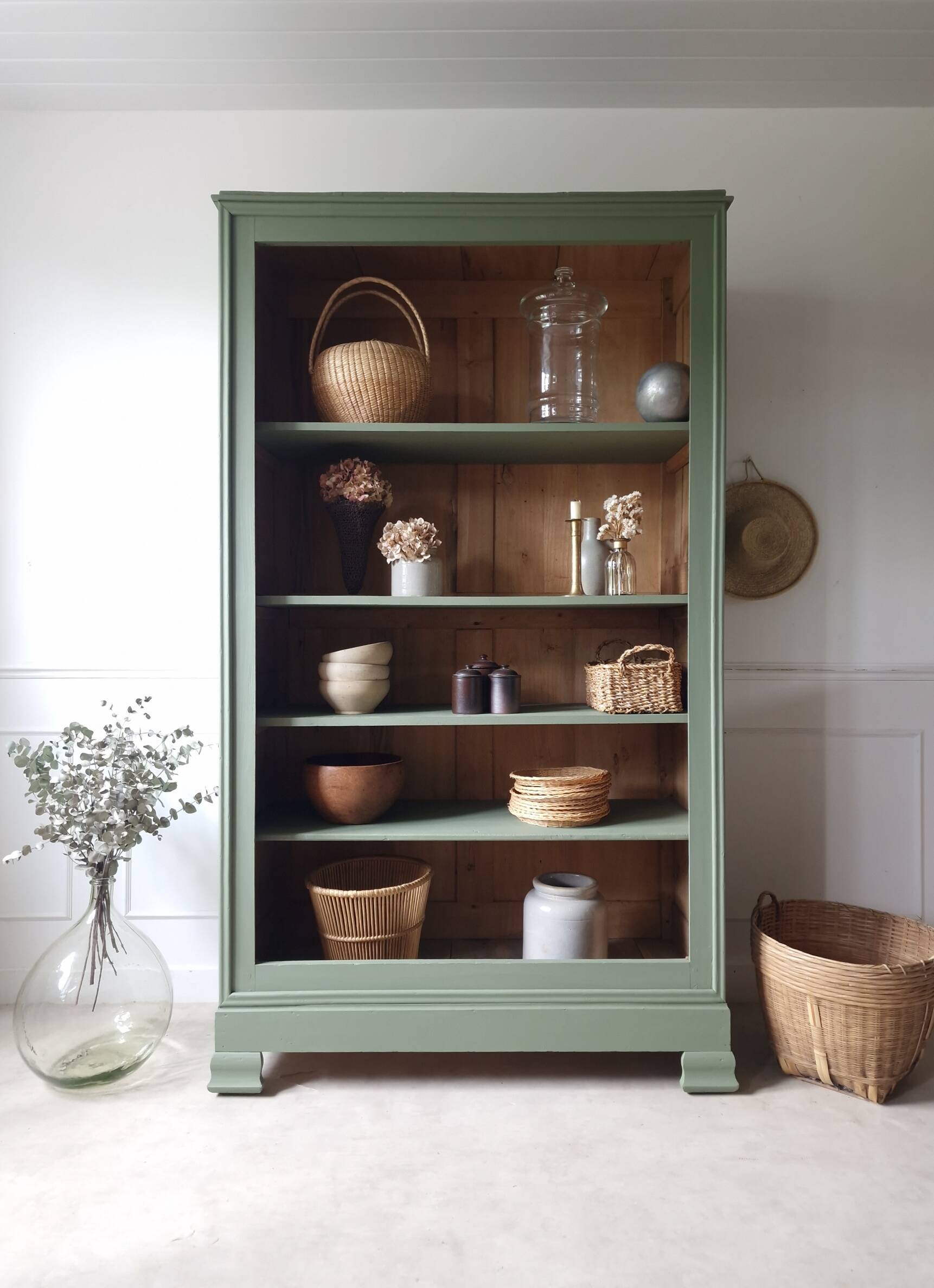 Green Shelf