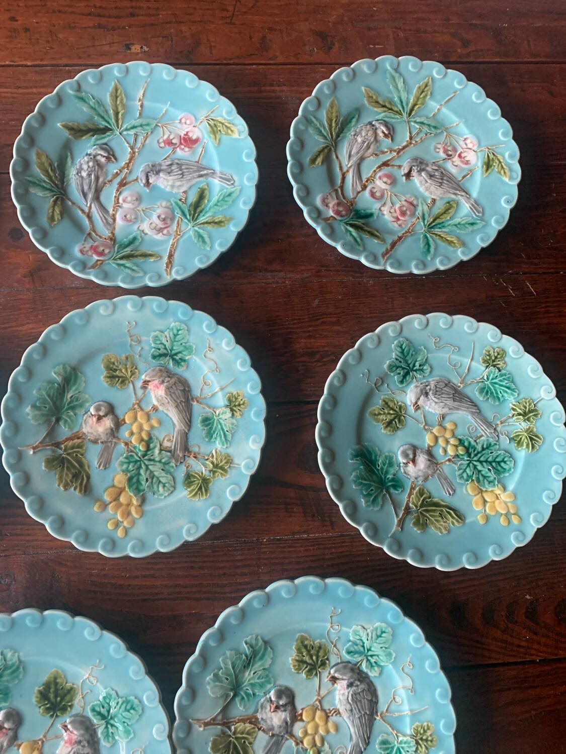Assiettes Barbotine