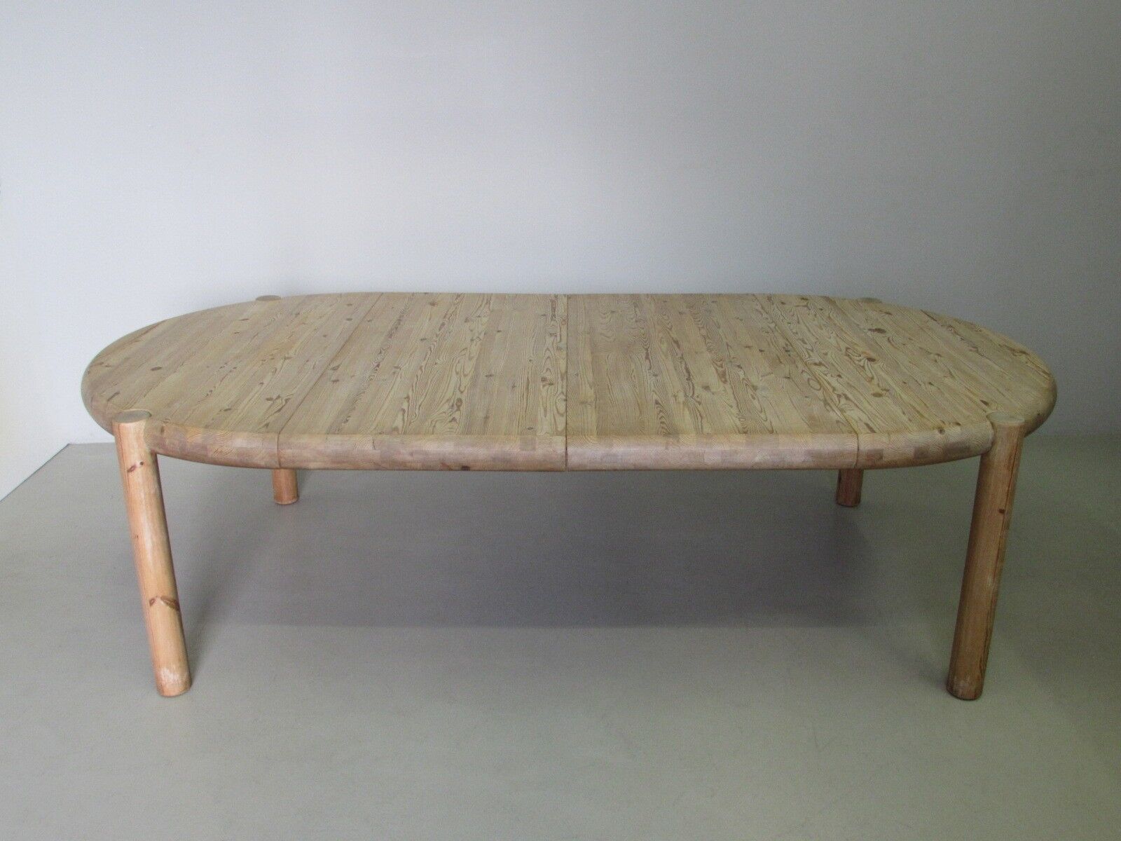 Table à manger en pin massif par Rainer Daumiller pour Hirtshals Savværk - 1971