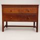 Commode ancienne en chêne sculpté – Début XXe siècle
