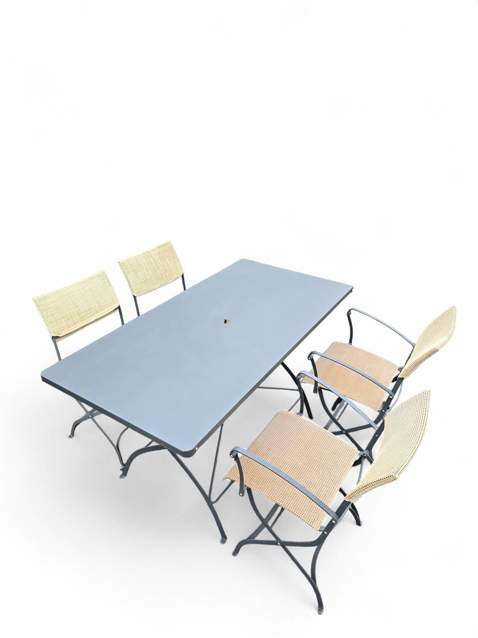 Ensemble table et chaises d'extérieur