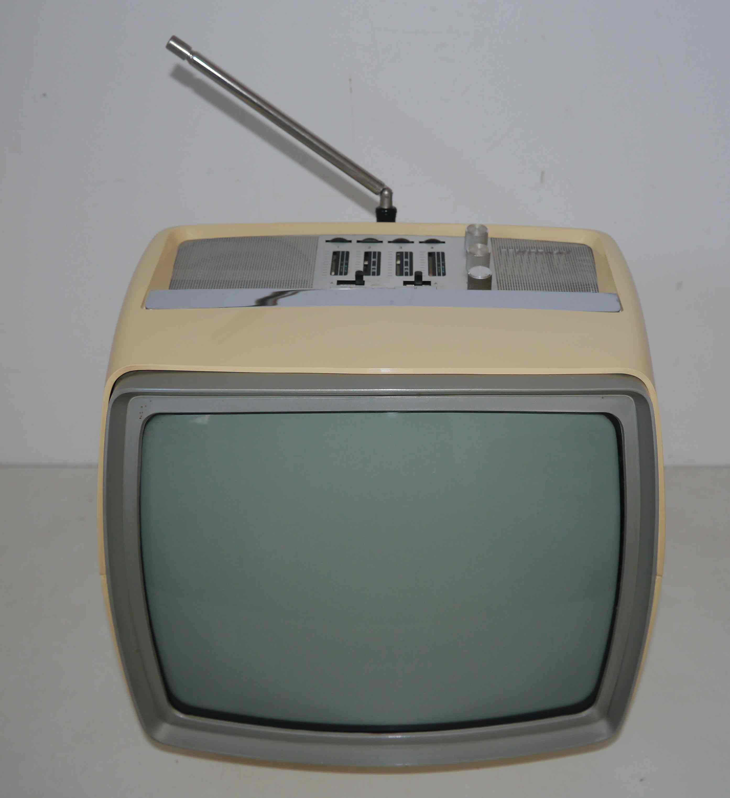 Old Brandt TV type 31.411
