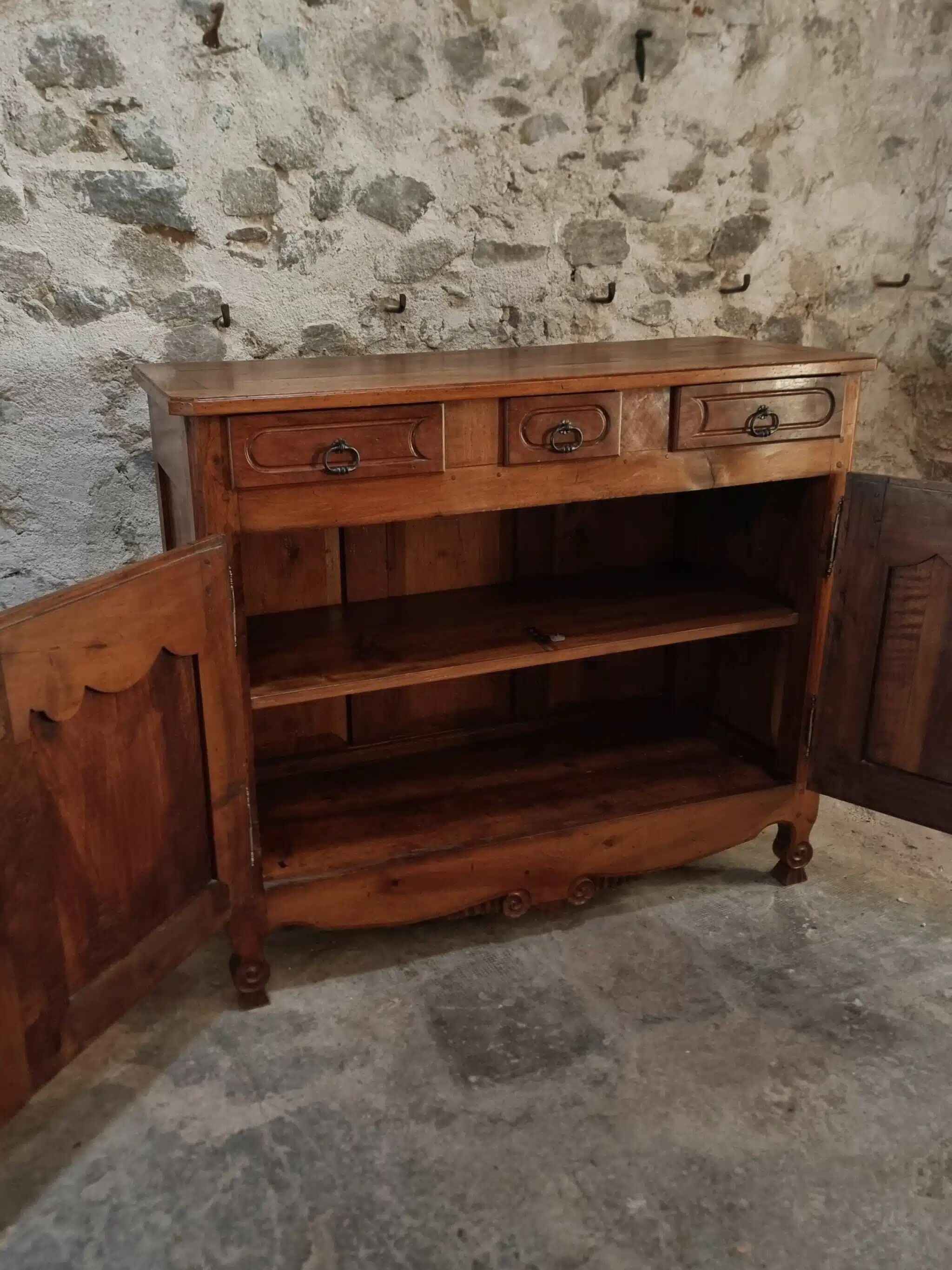Antique Louis XV style sideboard, French sideboard, late 19th century.