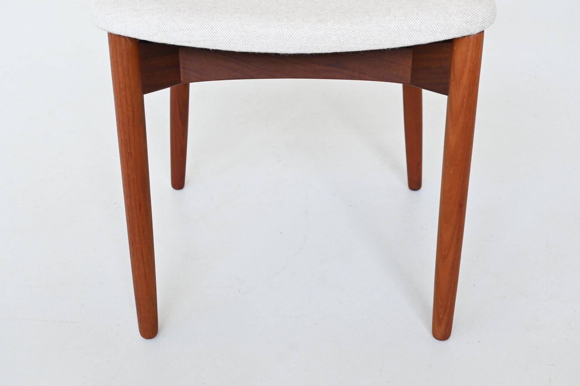 Harry Ostergaard set of eight dining chairs teak Randers 1960
