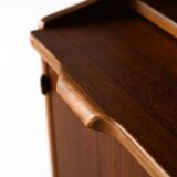 Vintage bookcase with sliding shelf