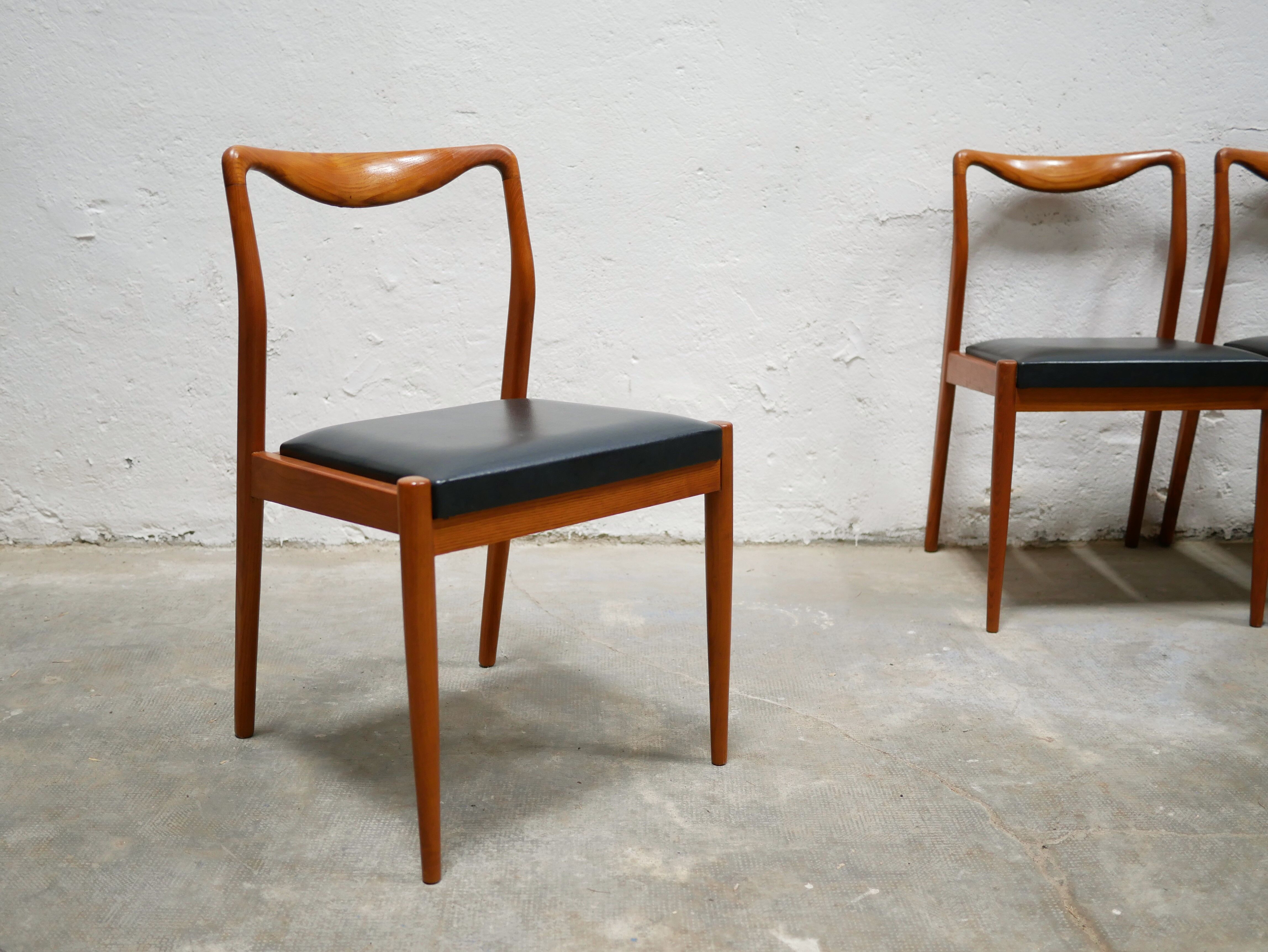 Series of 4 vintage Scandinavian chairs in teak and skaï