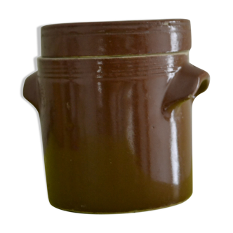 Sandstone salt pot with lid