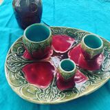 Ensemble de barbotines art nouveau composé d'un plat et de 3 pots collector