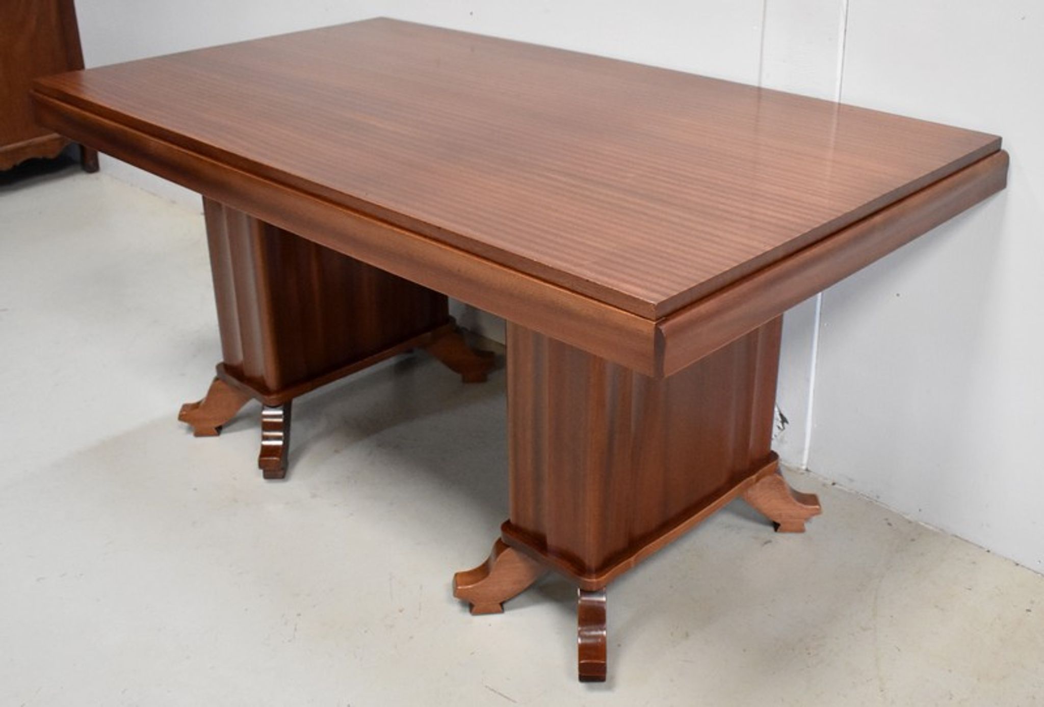 Table rectangulaire en acajou massif et plaqué 1930/1940