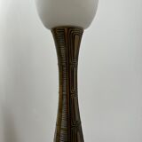Lampe de table Sonja Katzin mid-century laiton et verre opalin