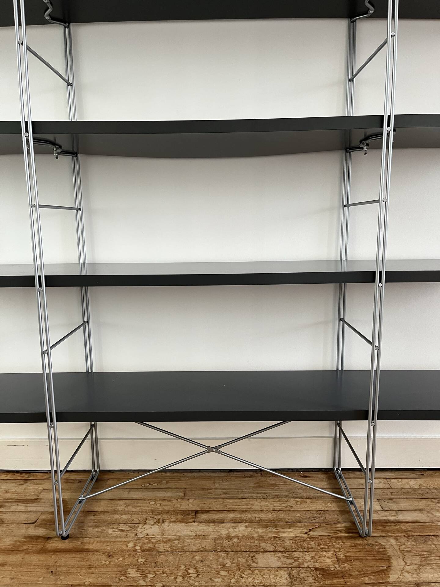 Étagère IKEA enetri, Niels Gammelgaard
