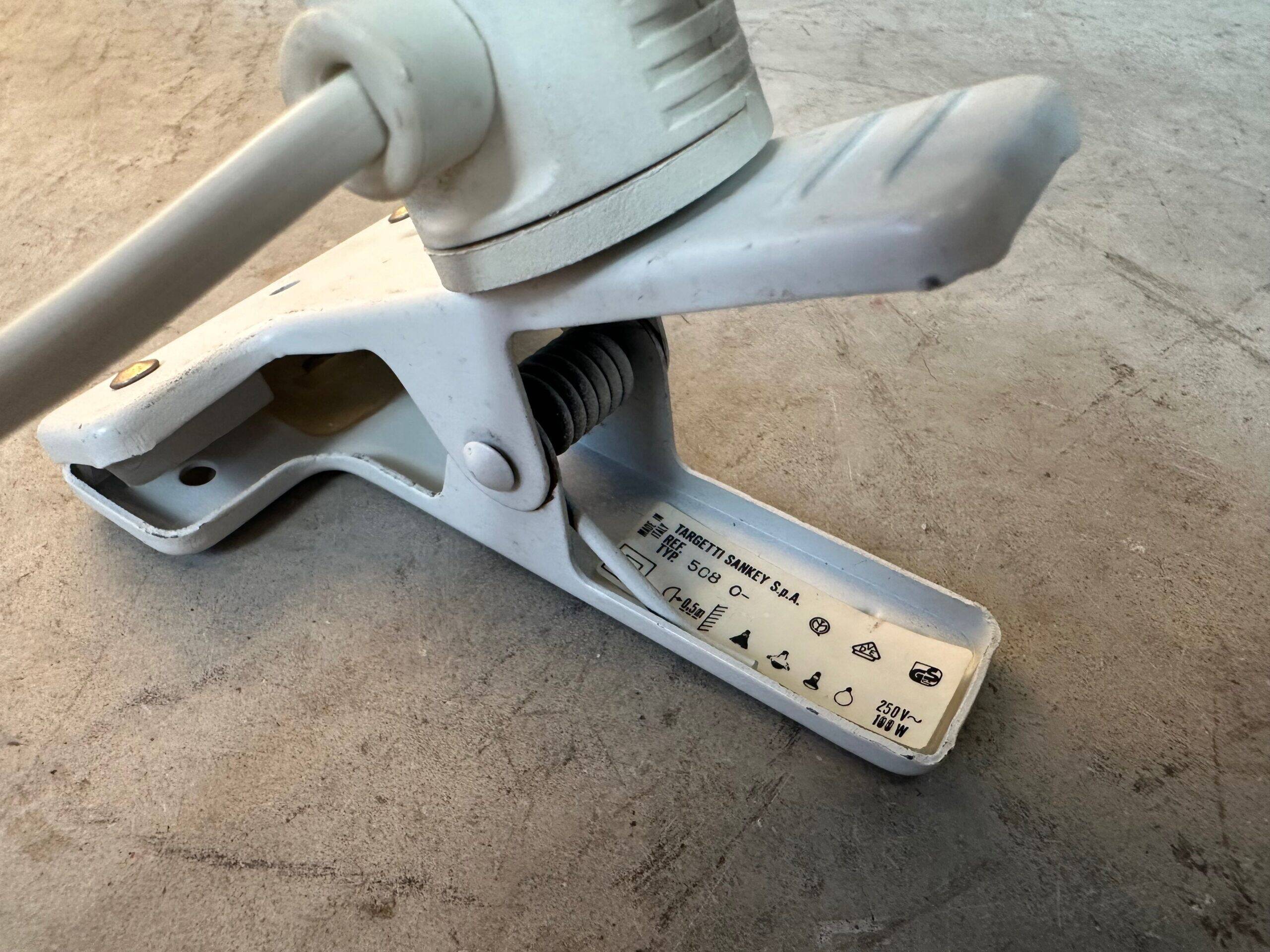 Lampe à pince – Targetti Sankey