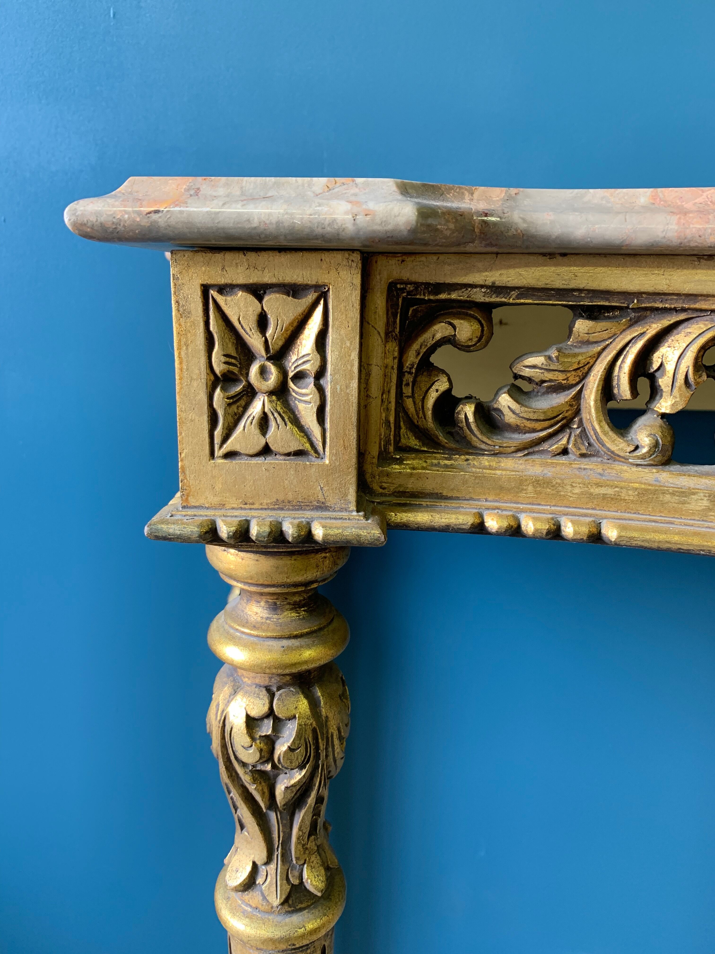 Golden console set and baroque mirror