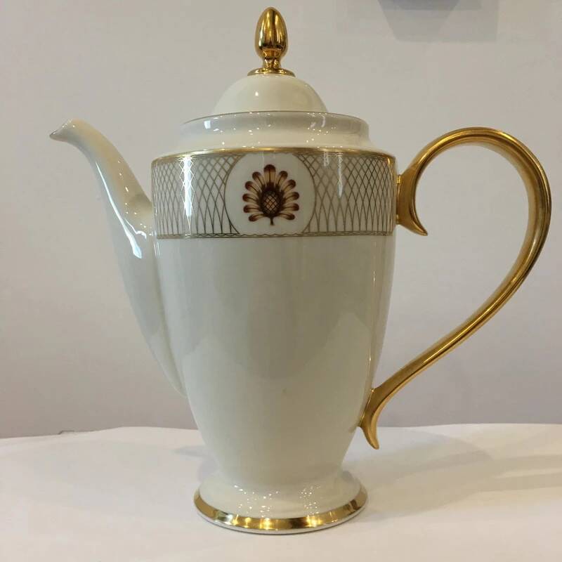Lenox 10" Coffee Maker - Porcelain