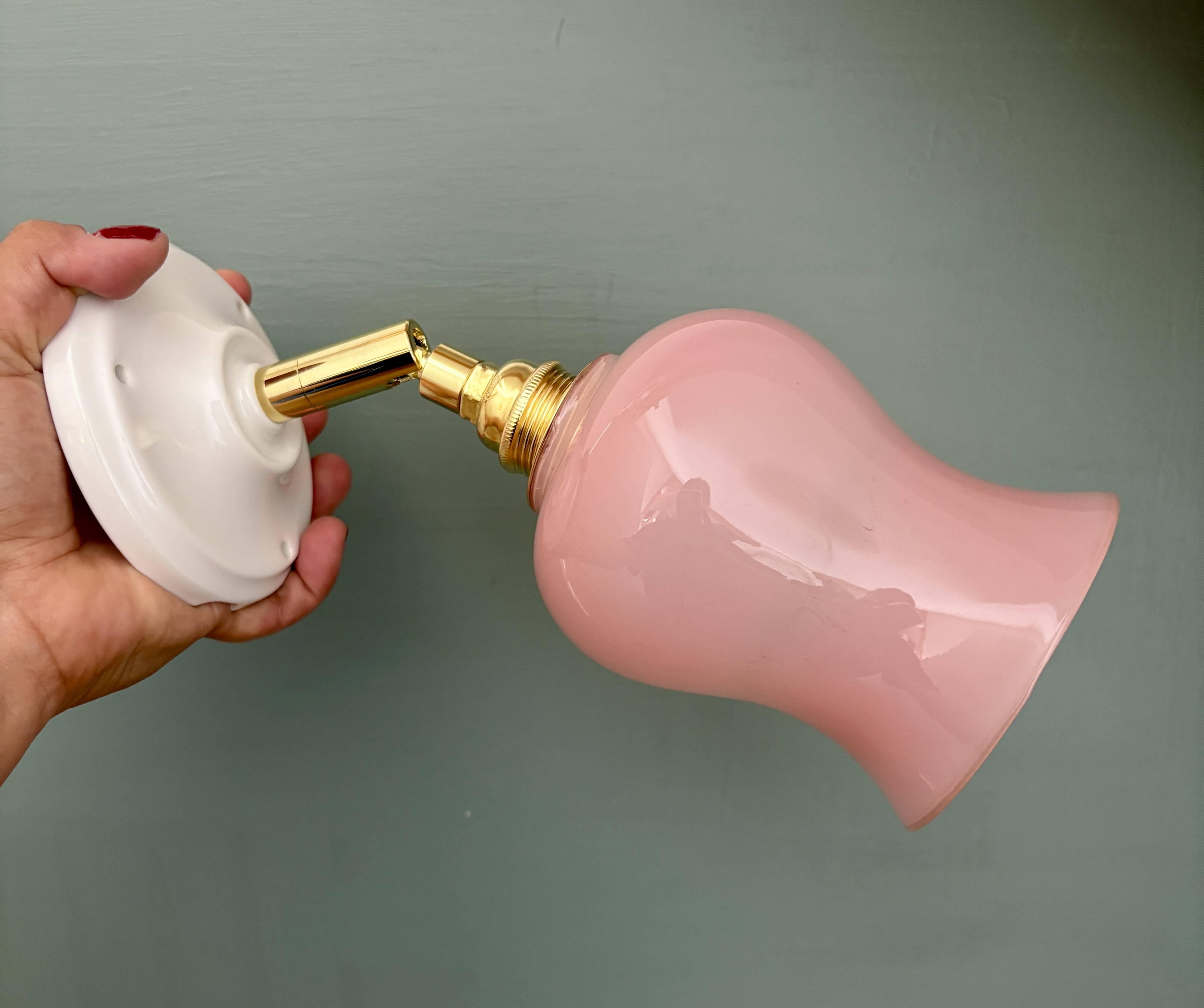 Vintage tulip wall lamp in pink opaline