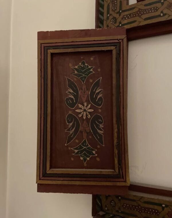 Fenêtre marocaine en bois