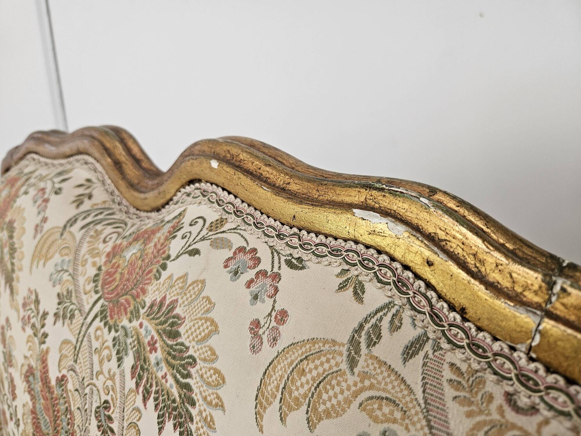 20th Century Italian Baroque Style Bergère Armchairs in Carved and Gilded W