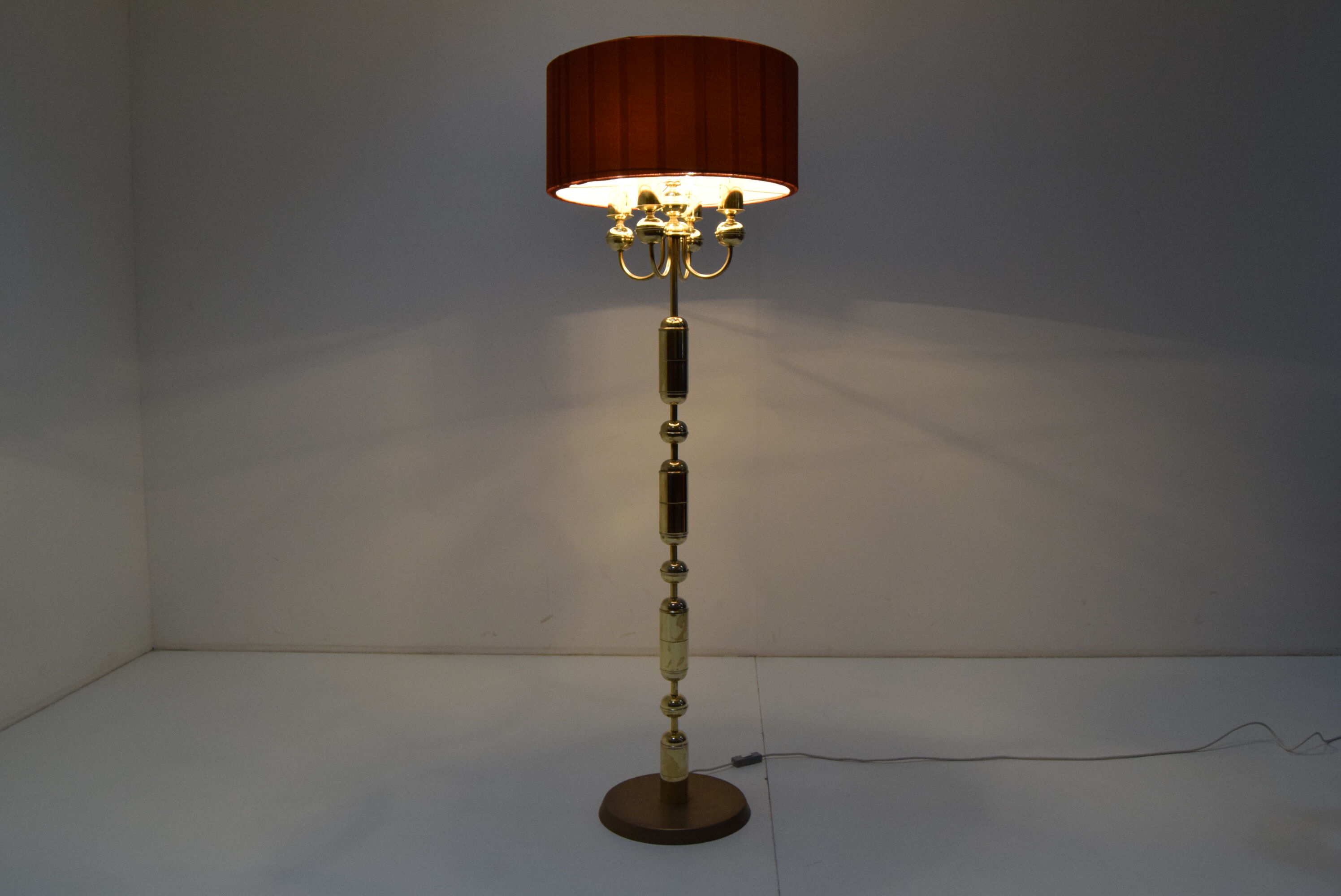 Lampadaire design du milieu du siècle par Kamenicky Senov, années 1960.