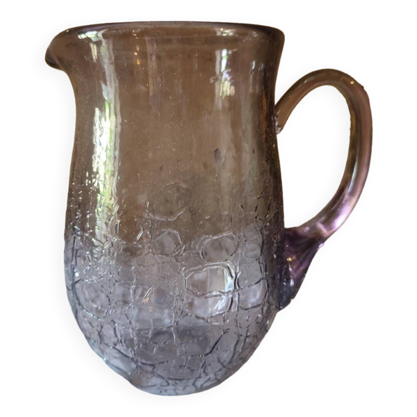 Pichet en verre craquelé couleur mauve