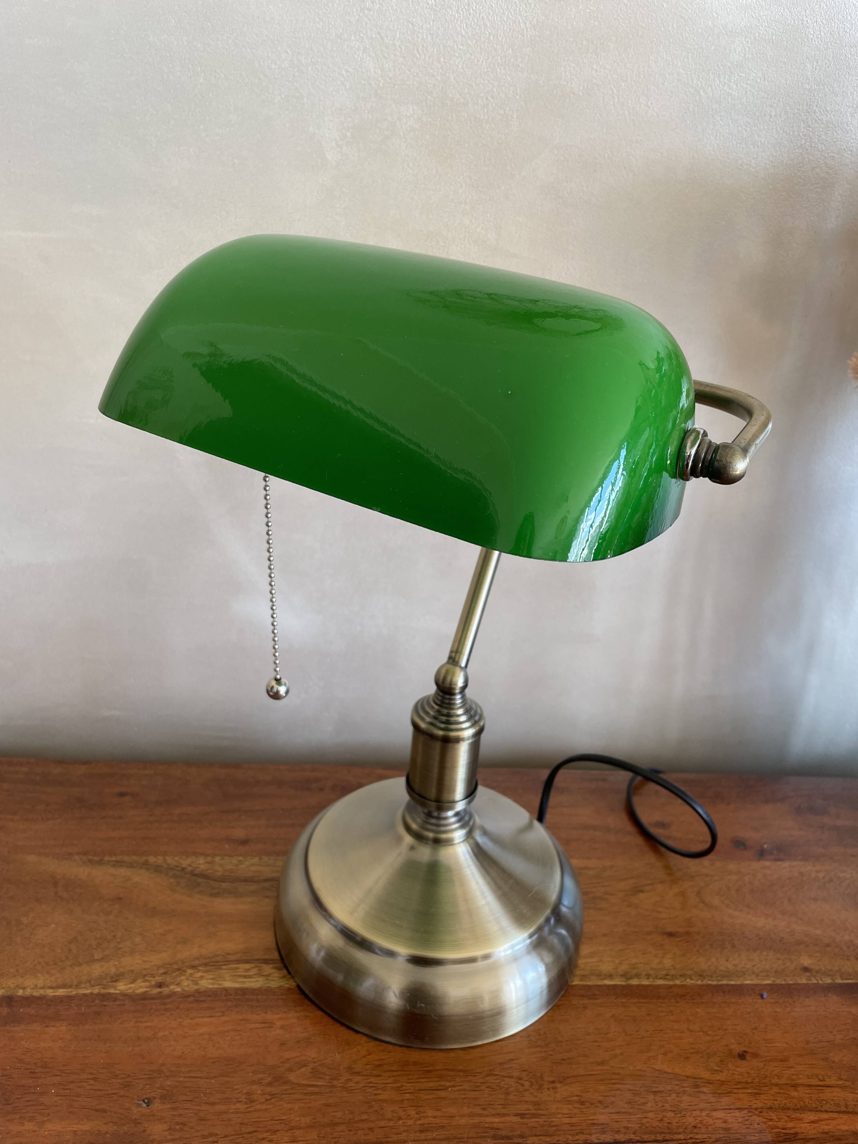 Notary lamp