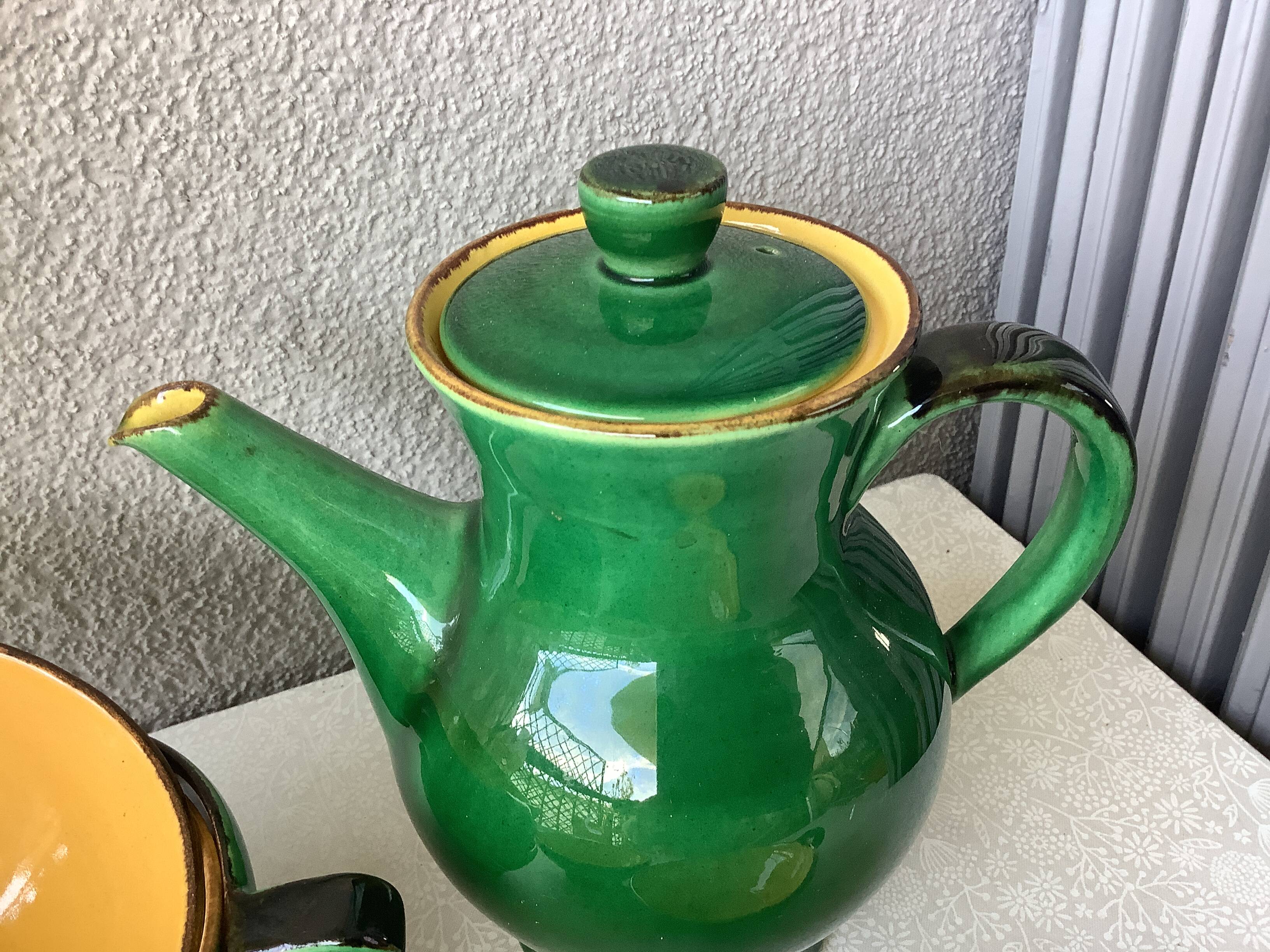 Zahner Rheinfelden pottery cups and coffee pot