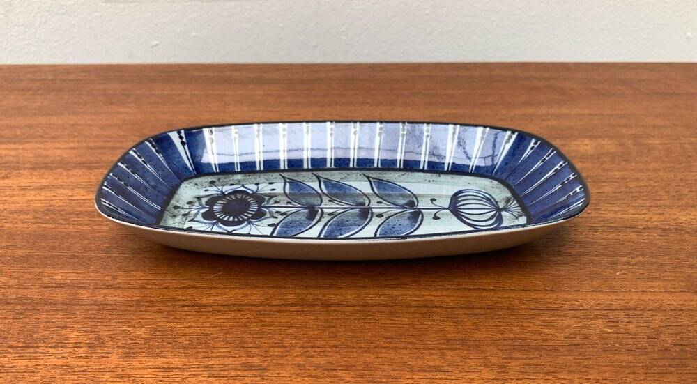 Danish porcelain bowl from the mid-century by Aluminia Royal Copenhagen, 1960s.