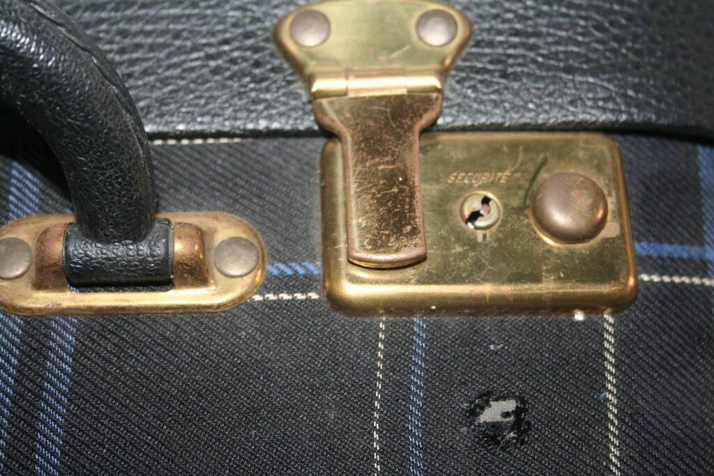 Tissue case scottish