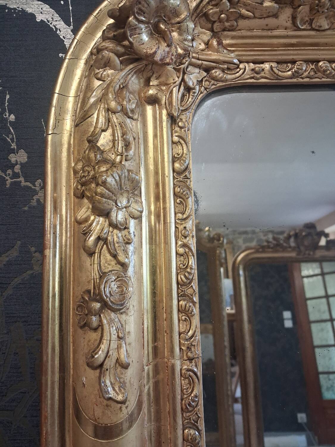 Mirror from the Restoration period 117x86