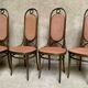 Série de 4 anciennes chaises bistrot Thonet en bois courbé