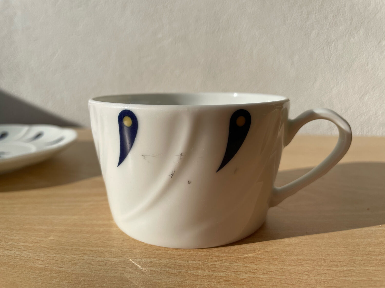 Air france cup and sub-cup