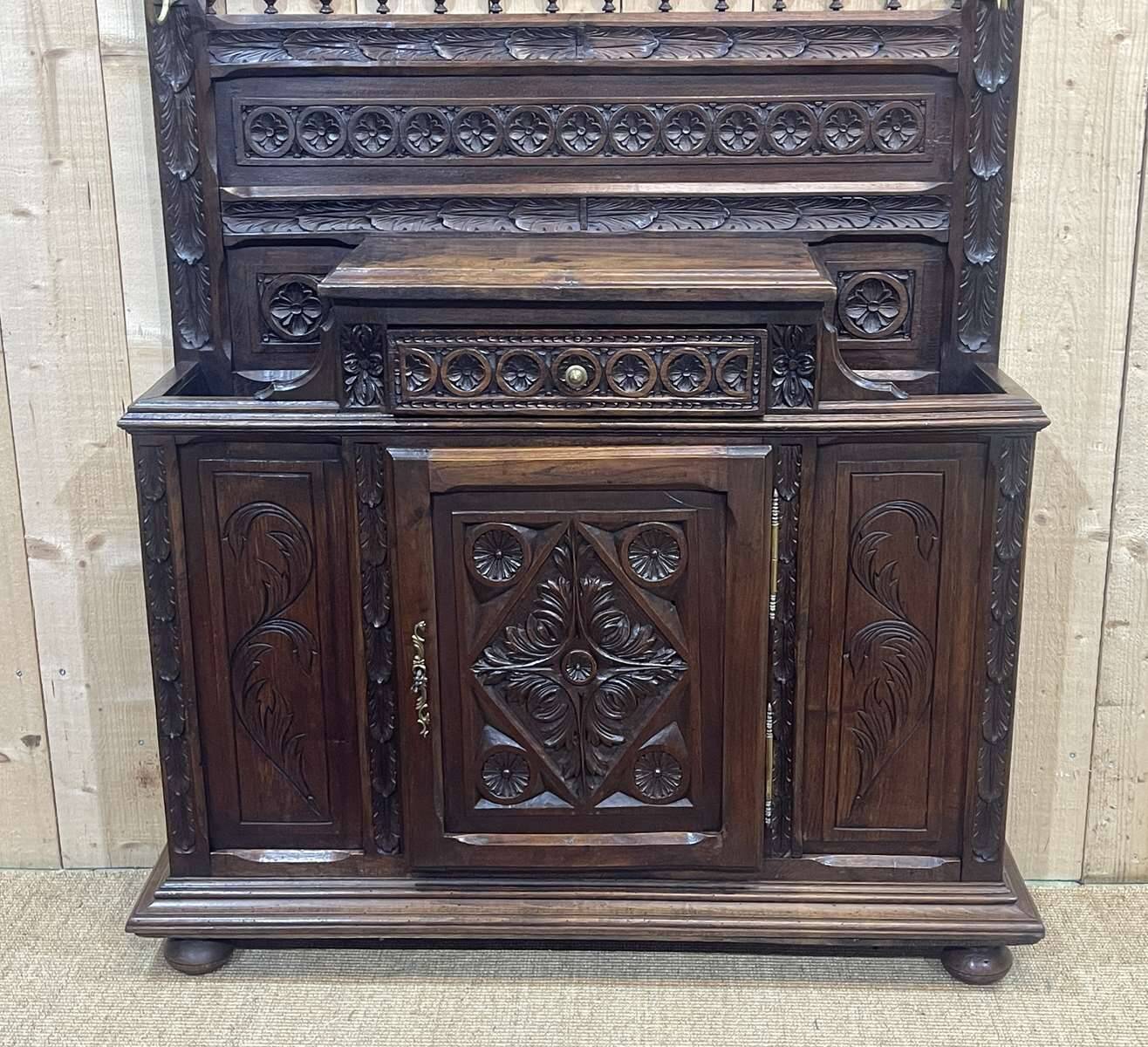 Breton chestnut wardrobe from the 1930s