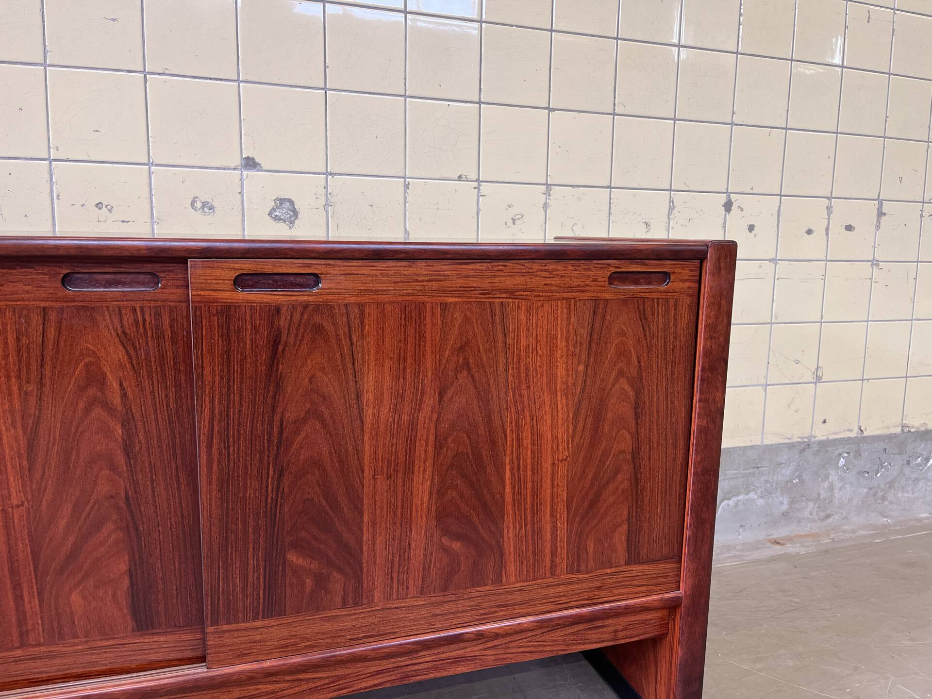 Vintage rosewood sideboard by Skovby