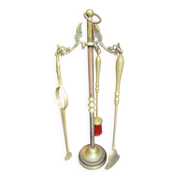 Serviteur de cheminée en bronze doré